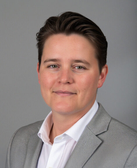 headshot Taylor Mortti 3